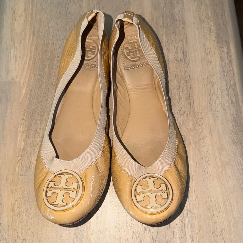 Tory Burch Caroline Patent Leather Flats Size 8.5